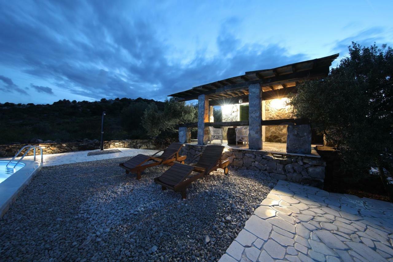 Holiday Home Petar Drage Exterior photo